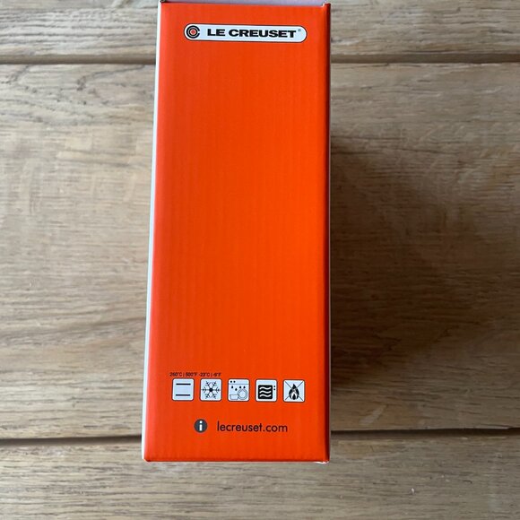NEW Le Creuset Stoneware Classic 8 oz Oil & Vinegar Set Flame Orange - Picture 8 of 12